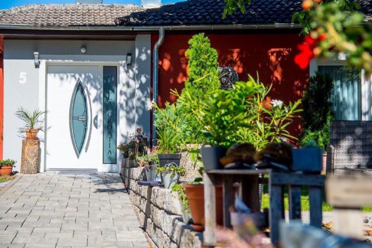 Villa Croatia & Restaurant Adria 科林根堡阿梅因 外观 照片