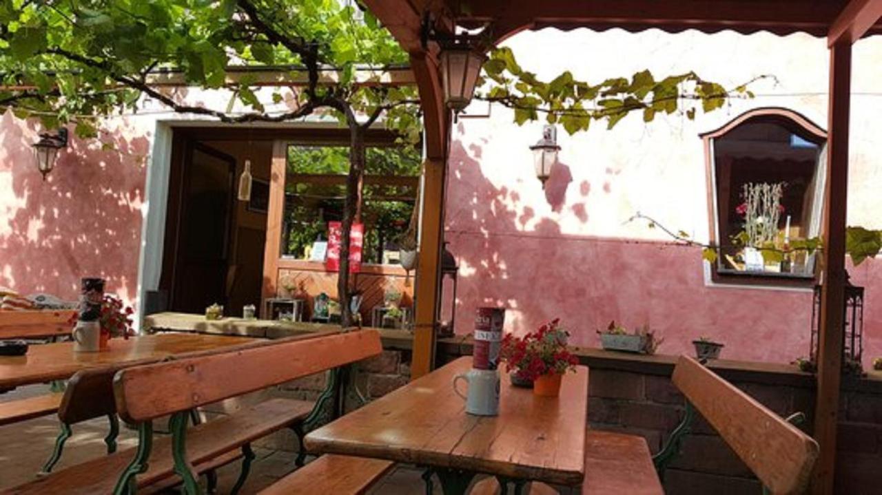 Villa Croatia & Restaurant Adria 科林根堡阿梅因 外观 照片